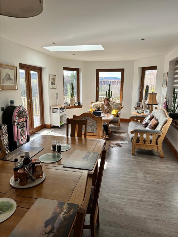 Doura Lodge 因弗内斯 外观 照片