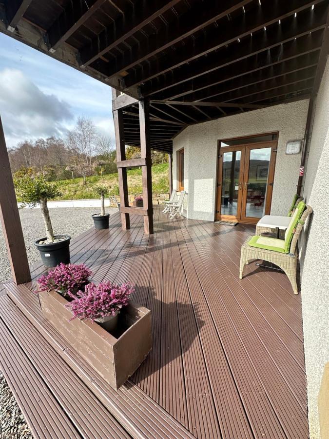Doura Lodge 因弗内斯 外观 照片